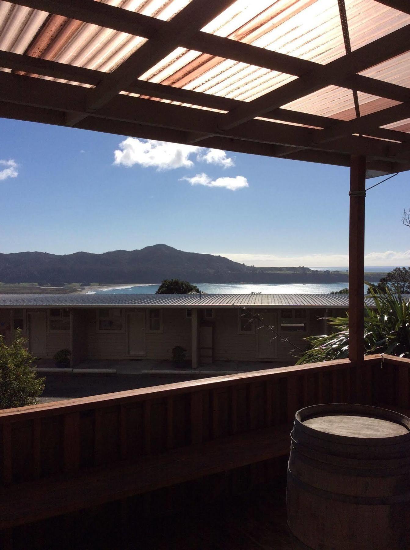 Hicks Bay Lodge Exterior photo
